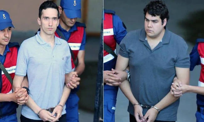 Ανακοίνωση Ελλήνων Δικαστικών για τους 2 αιχμάλωτους στρατιώτες: «Κατάφορη καταπάτηση των δικαιωμάτων τους»
